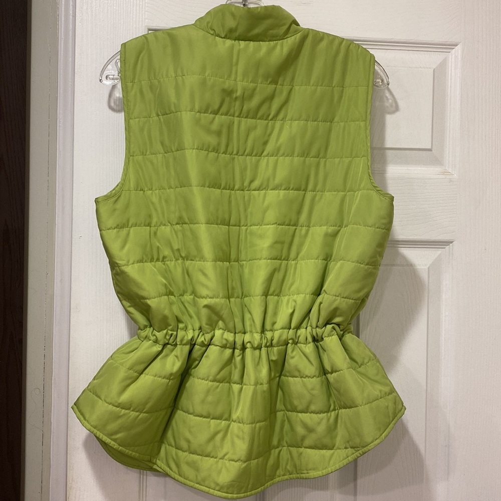 Light weight quilted vest - Picture 2 of 7